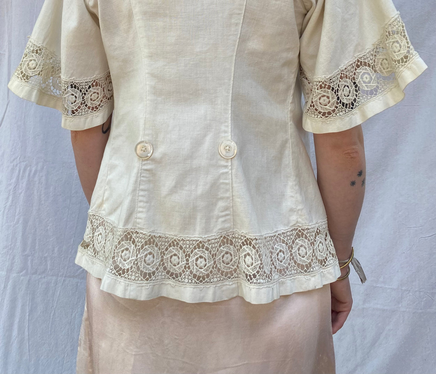 Antique Lace Bell Sleeve Layer