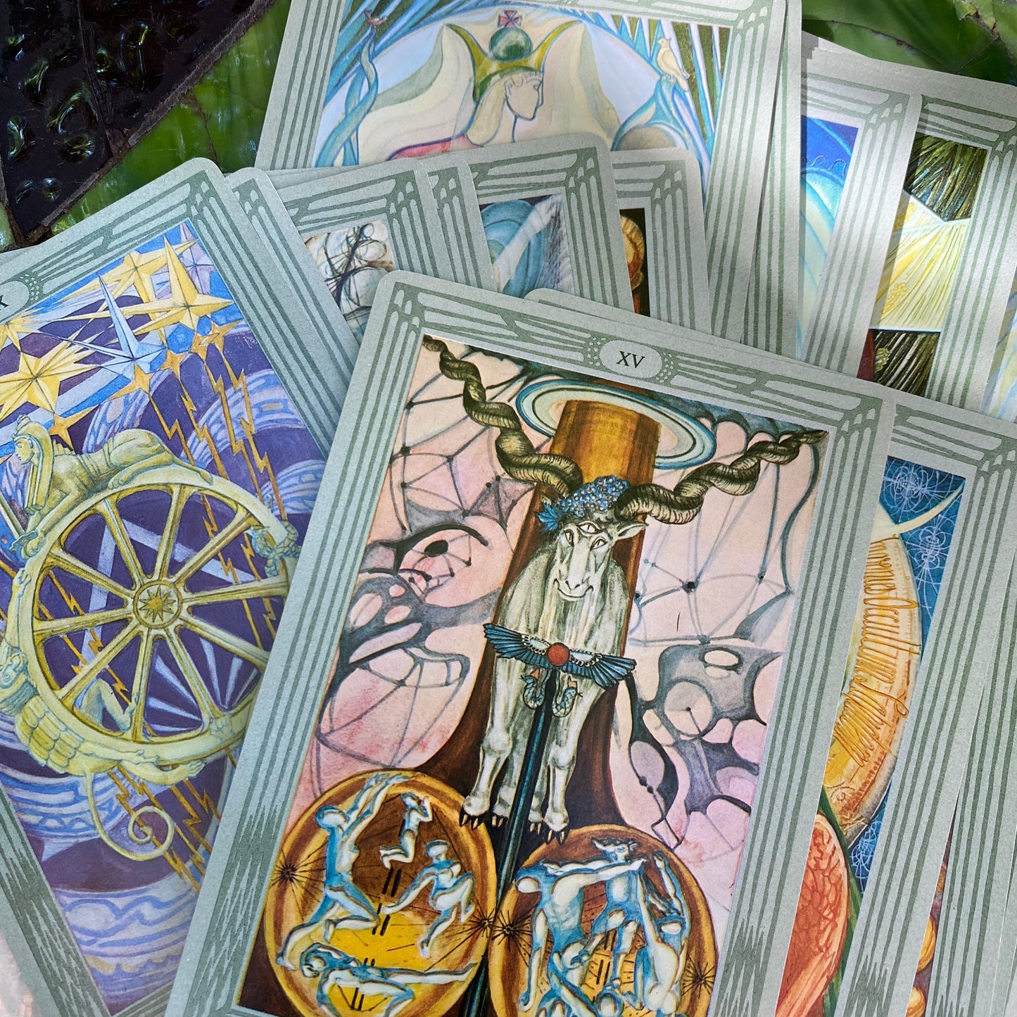 Full size 1978 Aleister Crowley Thoth tarot deck